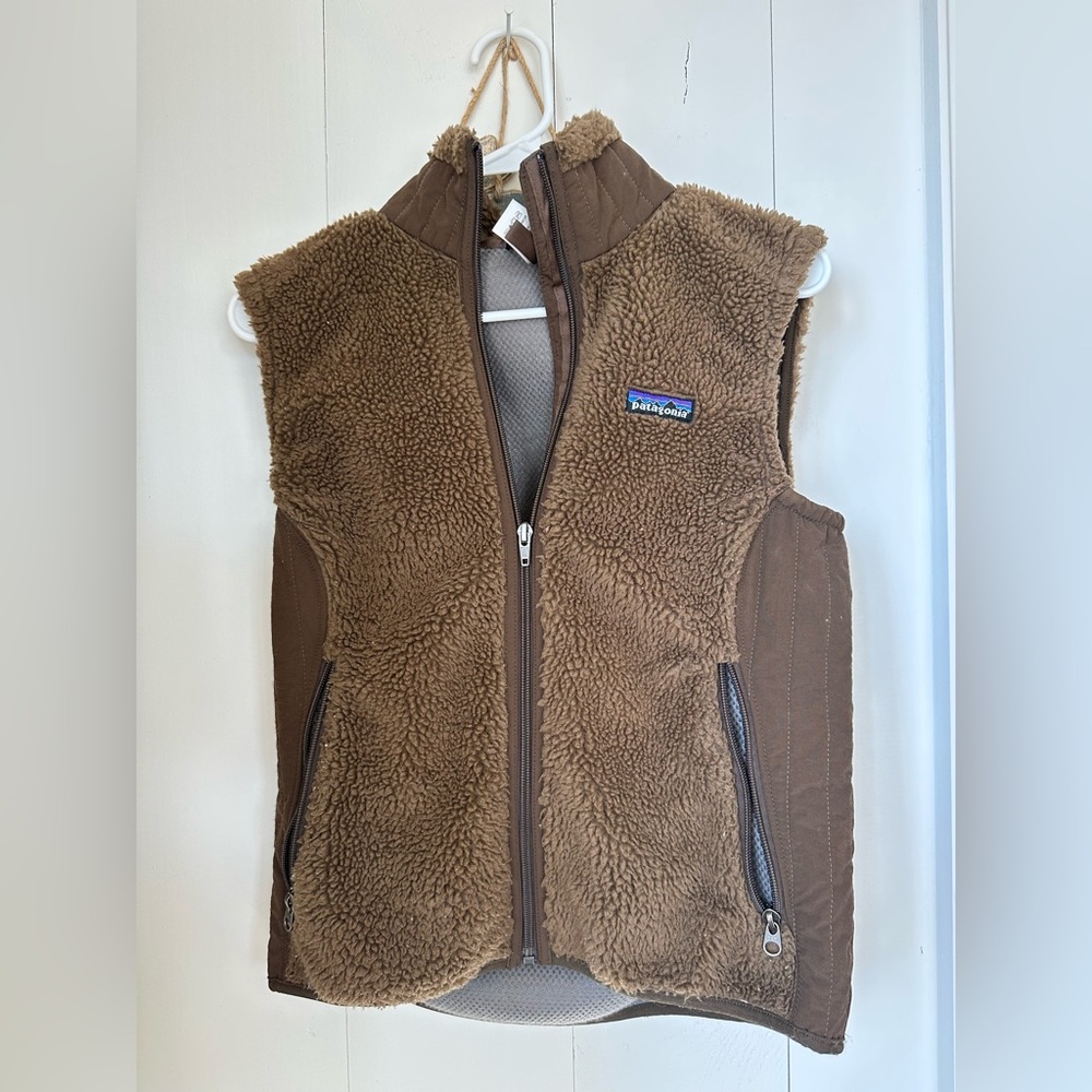 Patagonia Vest Women’s Size Medium - Brown